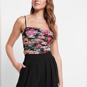 Express Body Contour floral cropped Cami